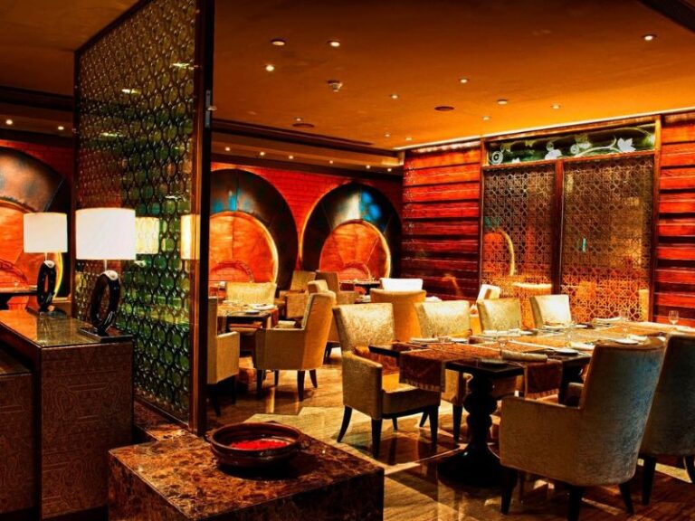 restaurant